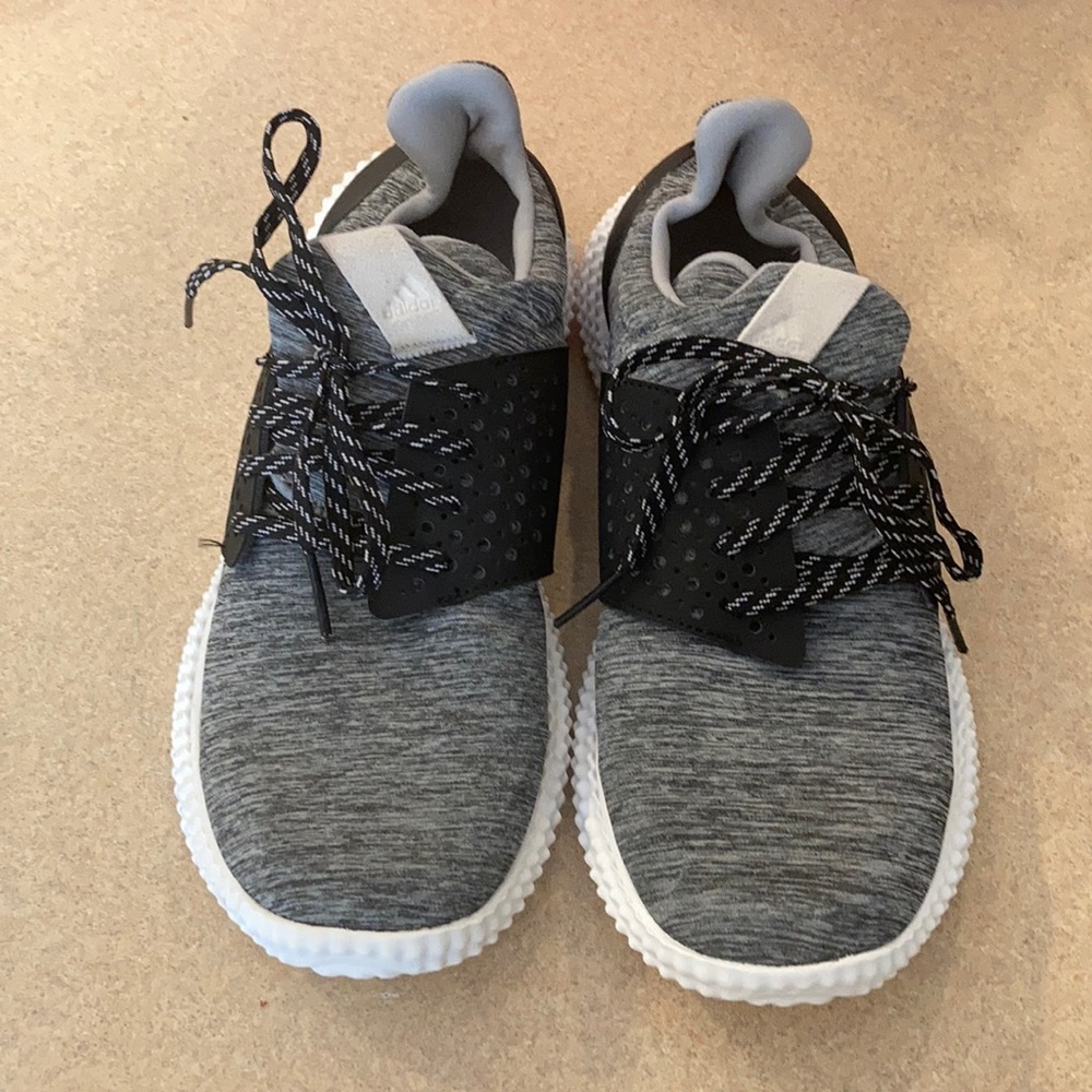 EUC Adidas Ortholite sz 8 1/2